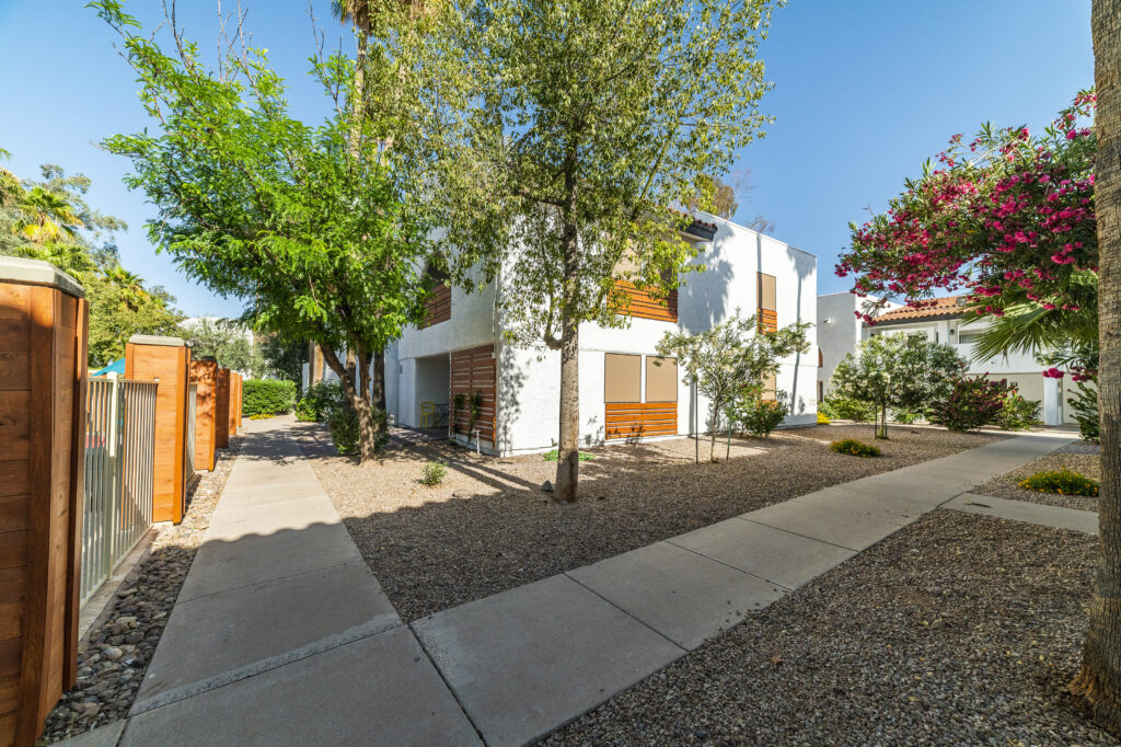 Phoenix Apartment Rentals: A One-Price All-Inclusive Guide